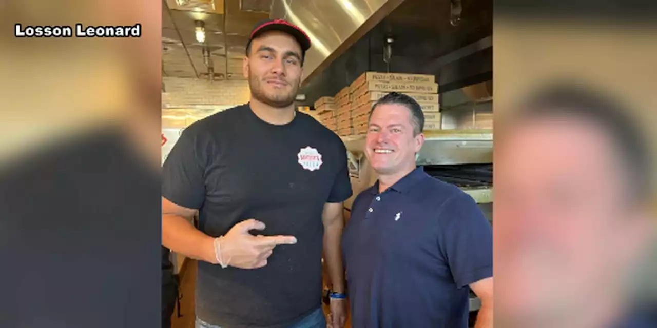 North Dakota pizza store employee signs with New England Patriots