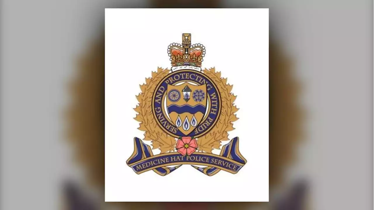 Lethbridge man accused of making lewd, harassing calls to Medicine Hat businesses