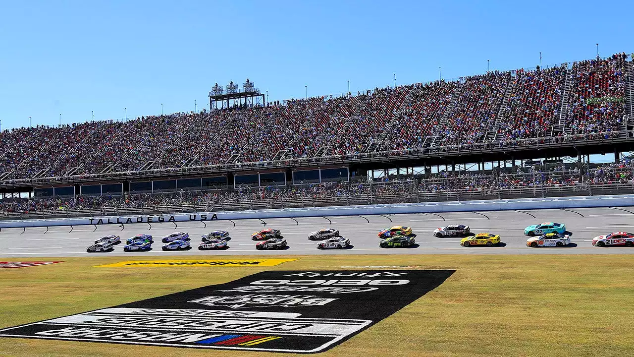 NASCAR teams call revenue model 'broken,' warn of layoffs