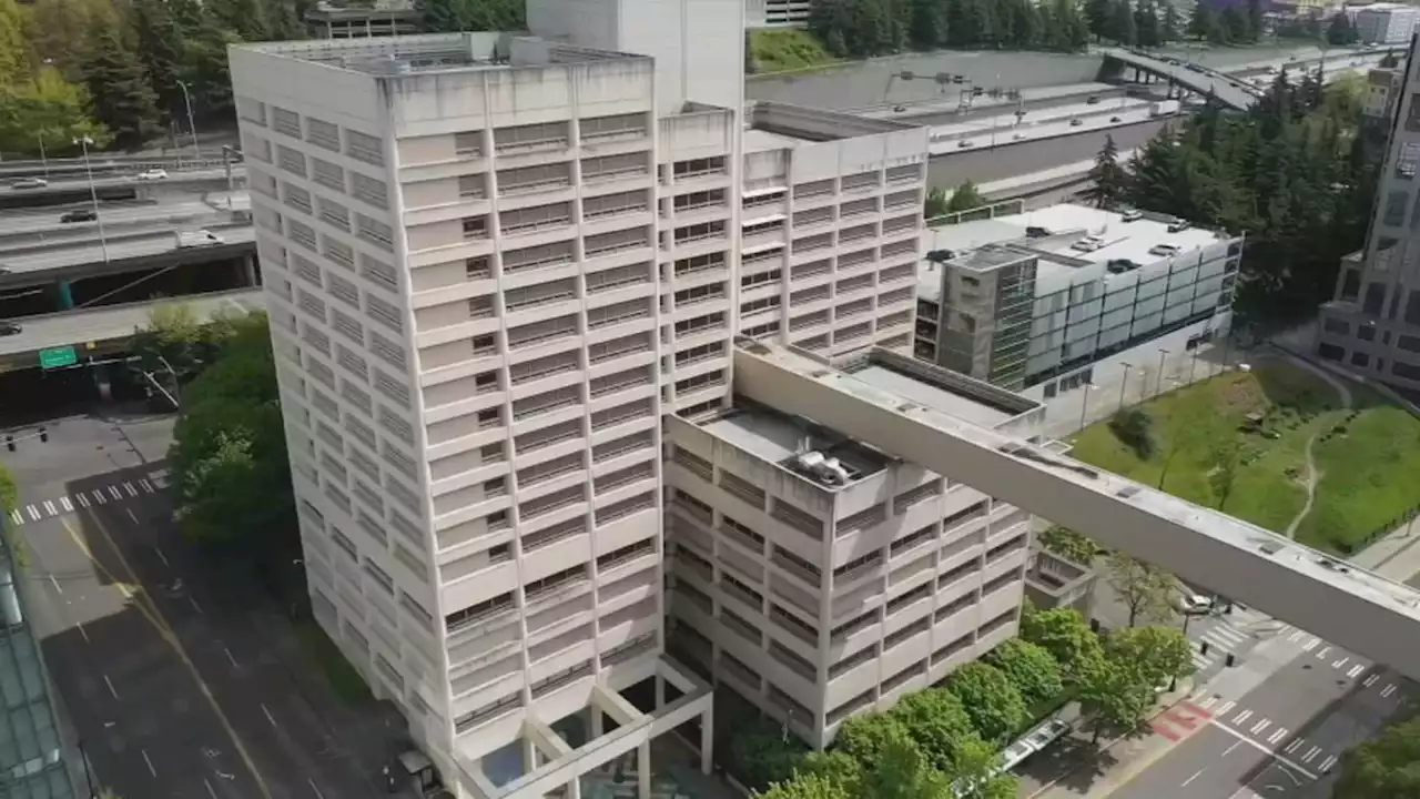 Bottled water being used at King County Jail due to ‘cloudy’ tap water