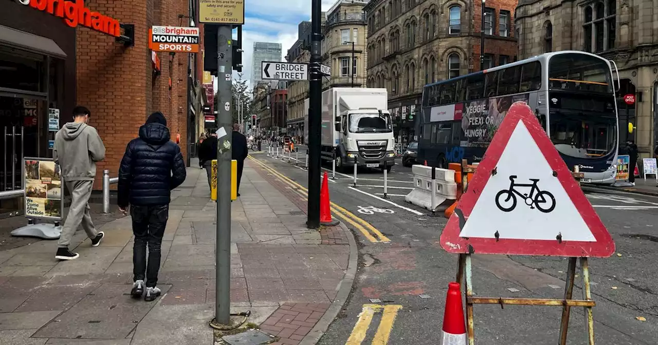 Commuter slams 'dangerous' bike lane that lets vans drive towards cyclists