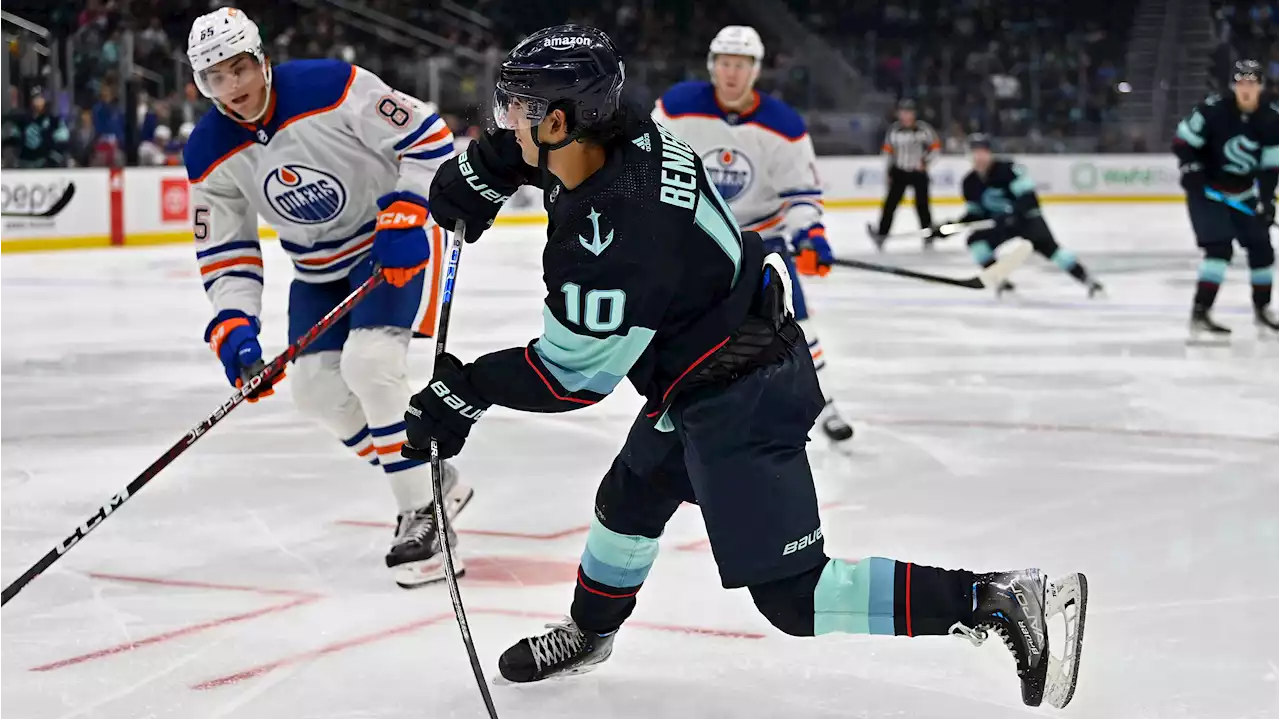 These Are the Top 10 Rookies to Watch in the 2022-23 NHL Season