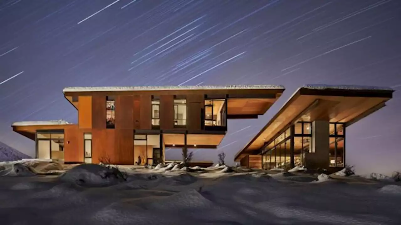 This Modern Mountain Retreat in Washington Is Like a Luxury Campground—But With Buildings