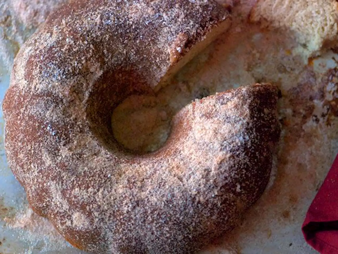 Apple Cider Doughnut Cake Recipe