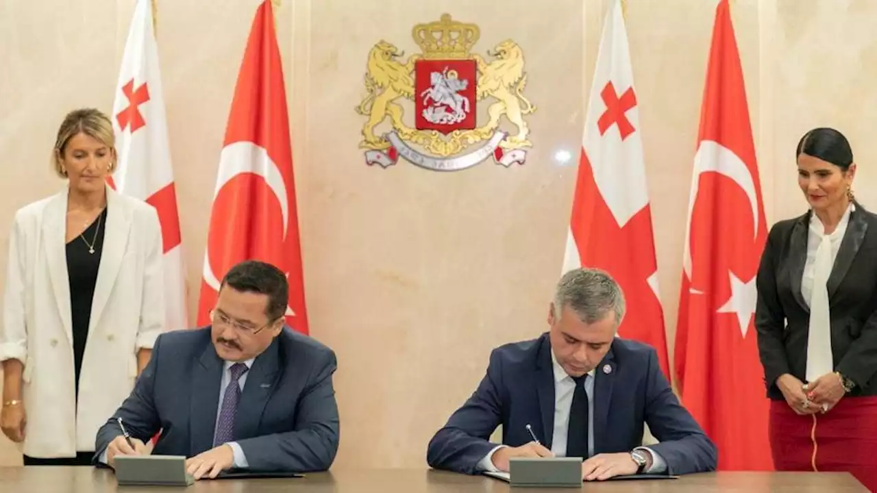 بمعايير الناتو.. تركيا توقع اتفاقية مع جورجيا لتوريد مدرعات