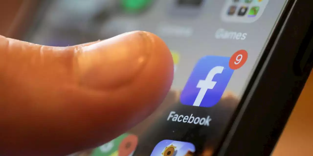 Facebook Warns Users About 400 Malicious Apps That Steal Passwords