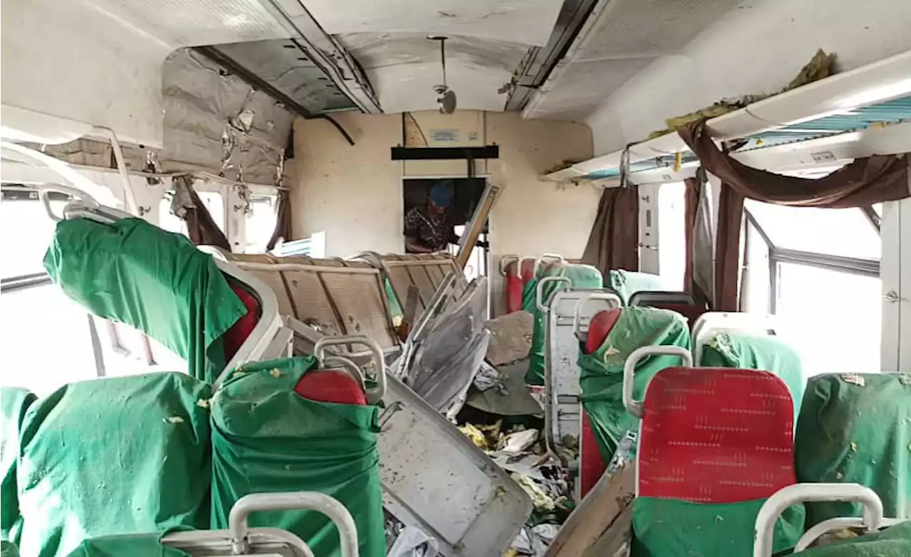 Nigeria: Buhari Visits Freed Kaduna Train Passengers