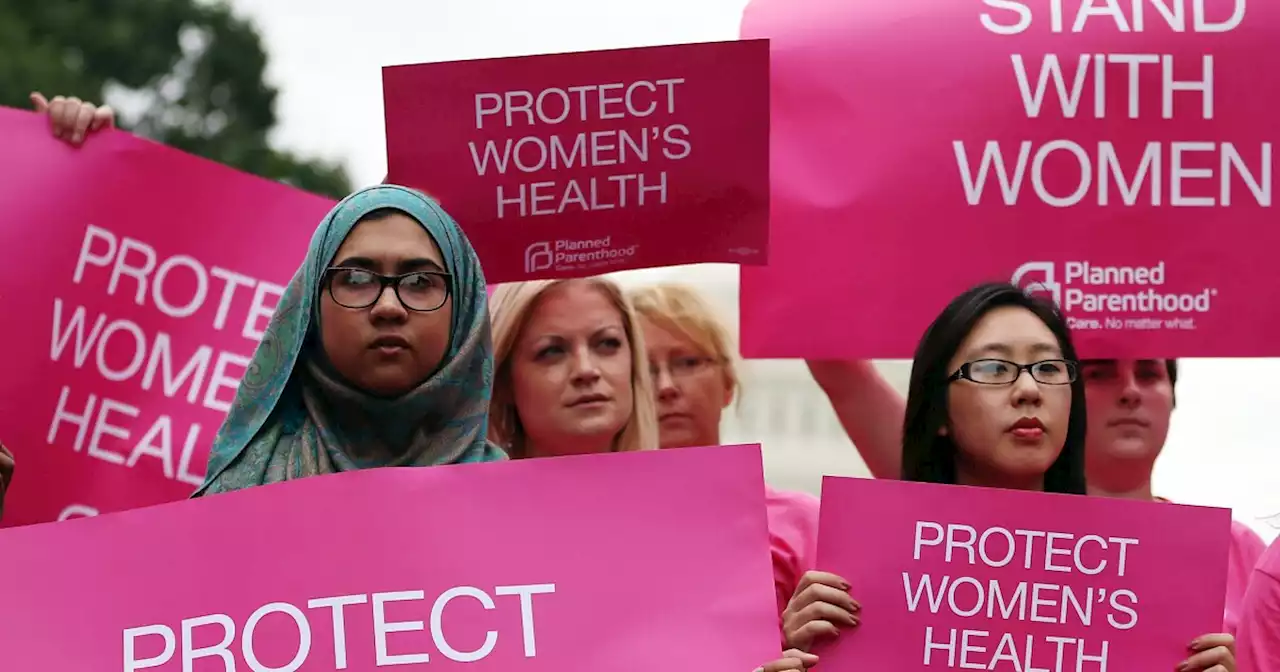 Ohio judge halts six-week abortion ban amid court battle