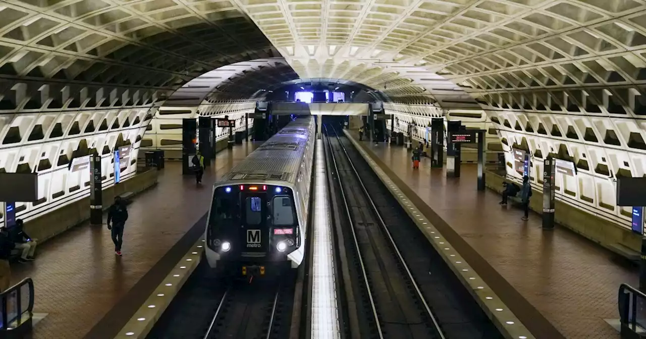 Washington Metro to begin issuing hefty fines to curb fare evasion