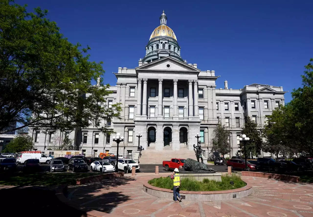 Denver weather: Sunny, mild and seasonal through the weekend