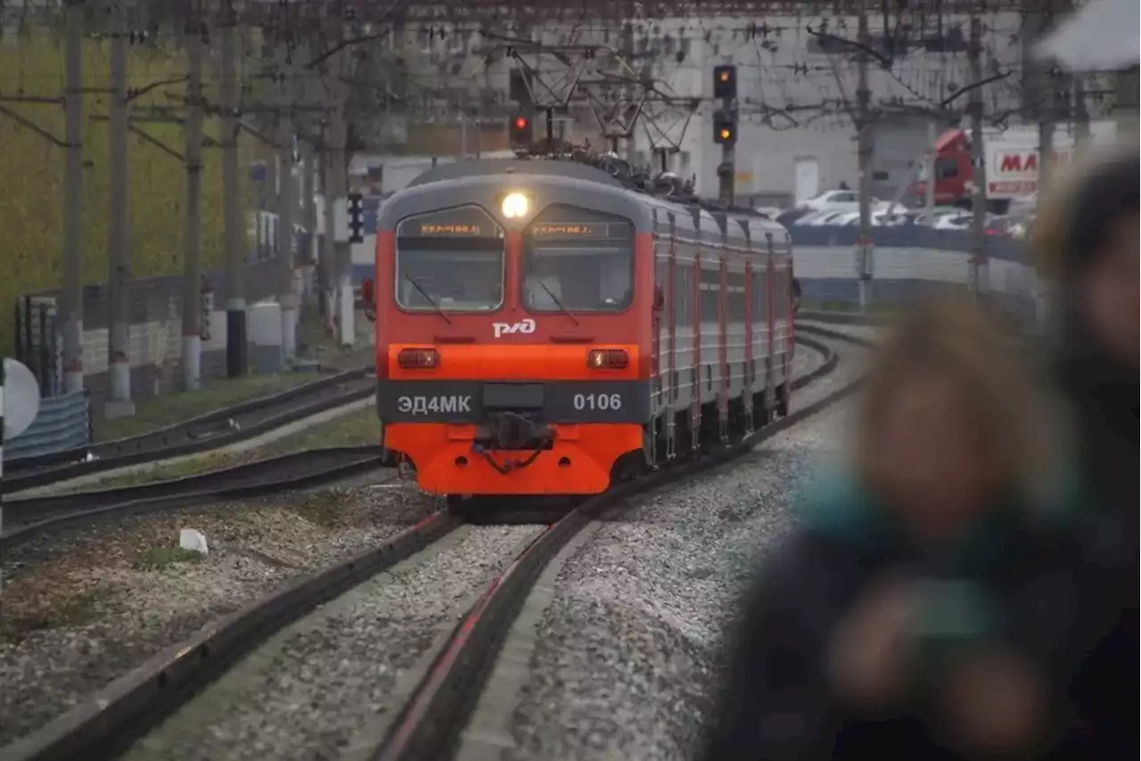 Поезда из Севастополя, Симферополя и Евпатории в Москву запустят по графику