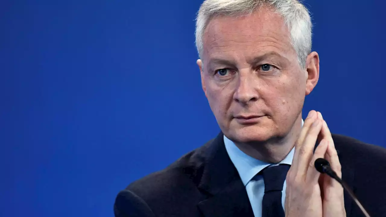 Bruno Le Maire s'en prend à la 'déferlante moutonnière' qui moque son col roulé