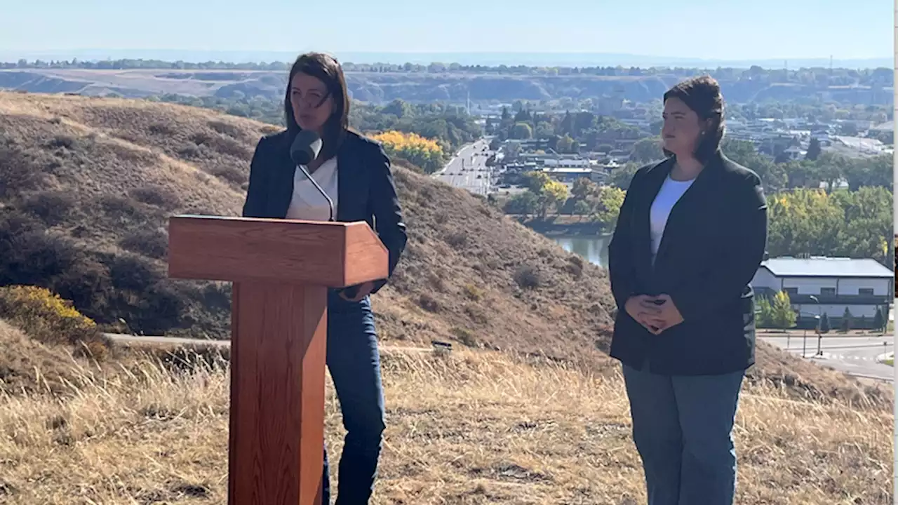 UCP Leader Danielle Smith to seek election in Brooks-Medicine Hat