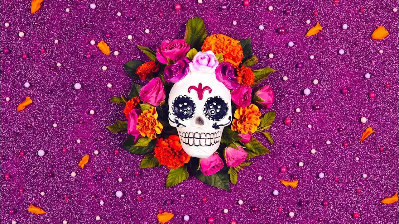 Fanciful Finds Galore Grace Olvera Street's Free Muertos Artwalk