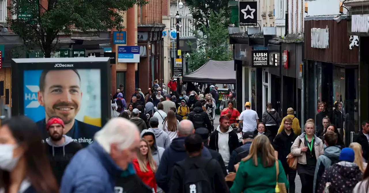 Report calls for 21 Universal Credit changes in radical shake-up