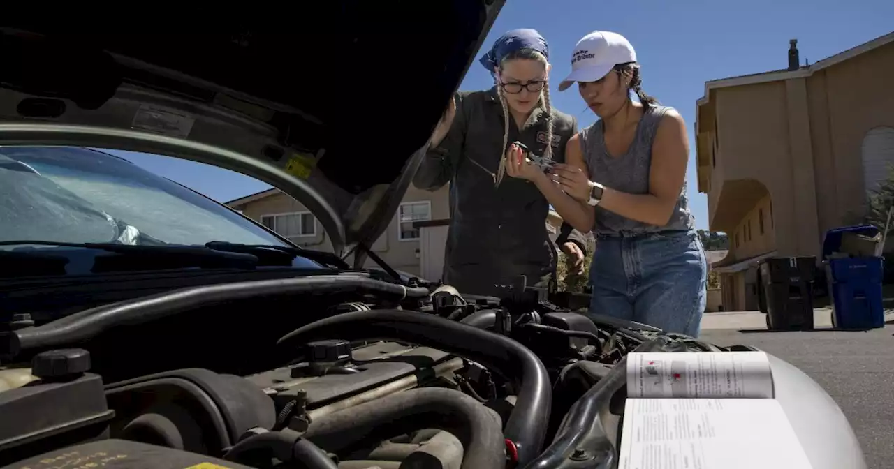 Becoming my own auto mechanic: 3 things I learned about cars from Girlie Garage