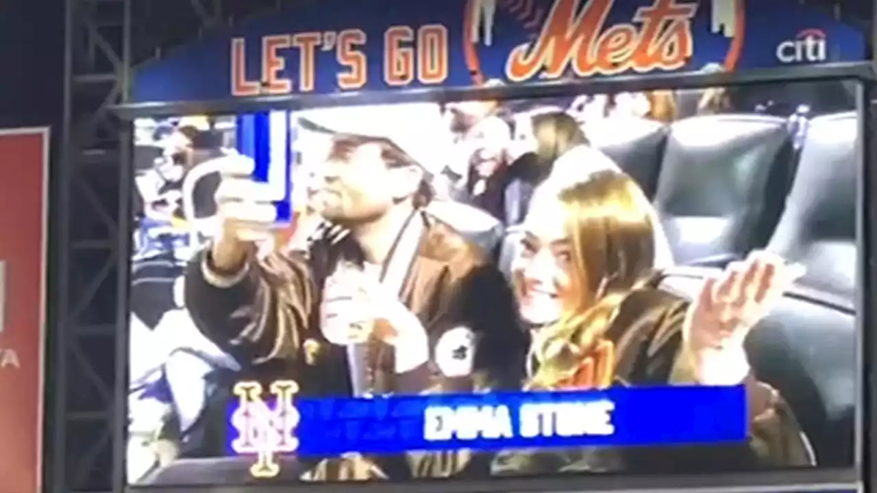 Emma Stone Booed At Mets Game For Padres Gear