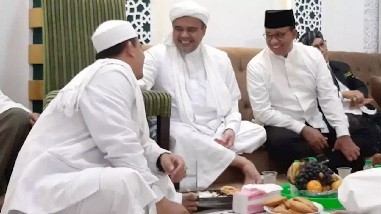 Anies Bertemu dengan Habib Rizieq di Petamburan, Begini Momennya