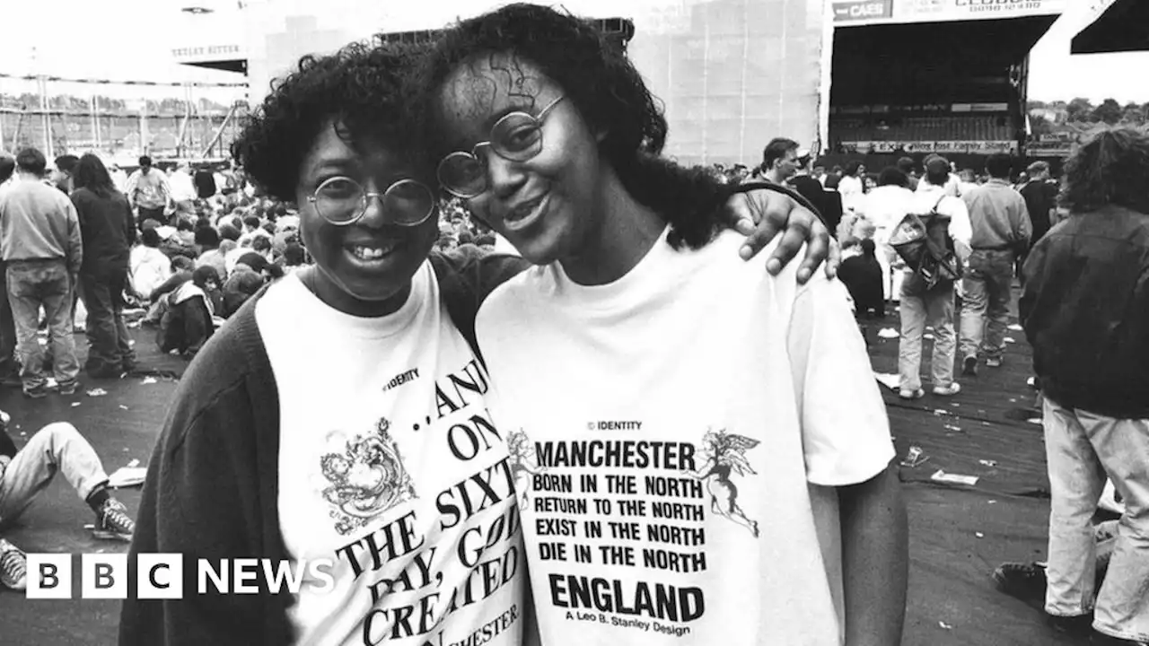 Madchester: Woman surprises photographer who took 1991 shot