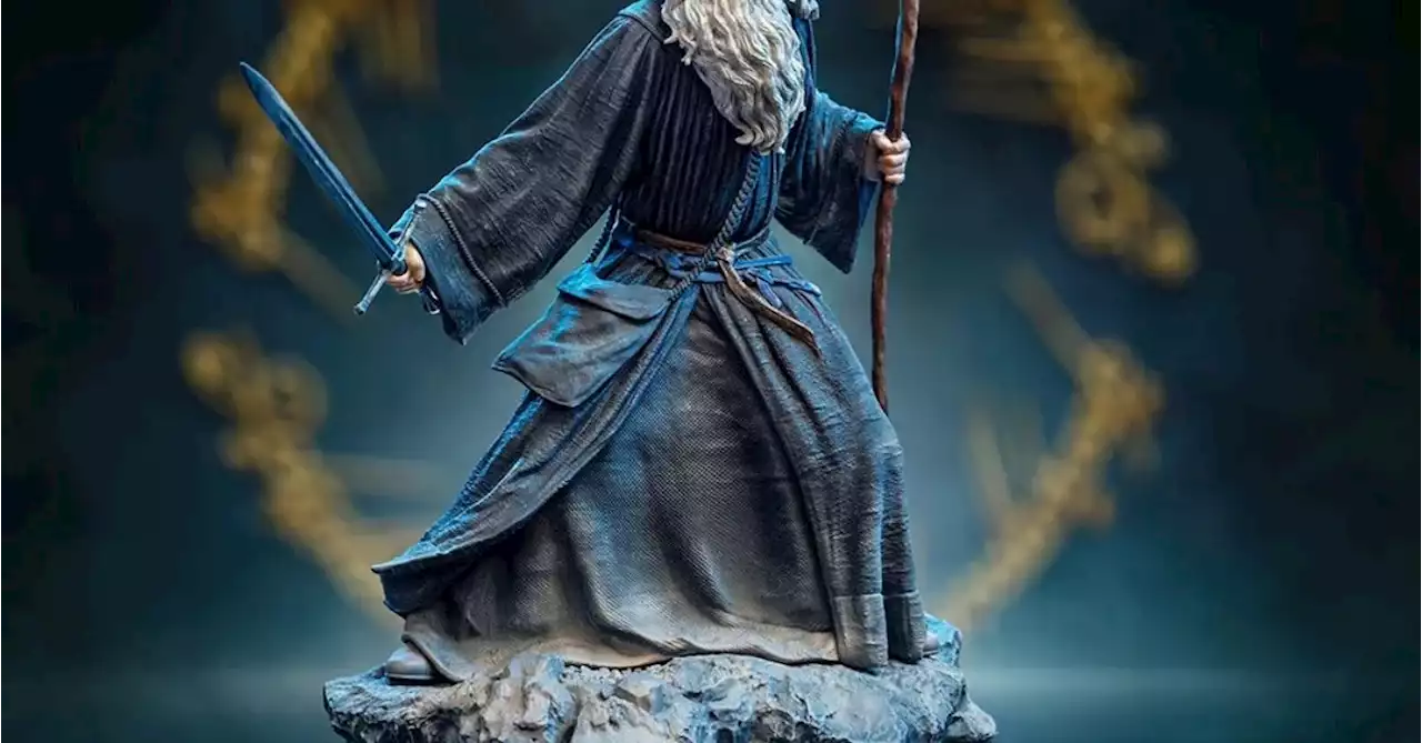 Lord of the Rings Gandalf Stands His Ground with Iron Studios