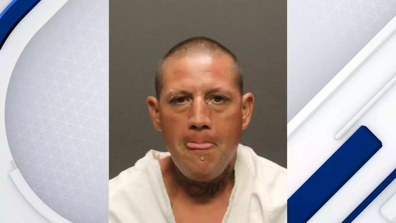 Tucson man arrested, accused of killing mother