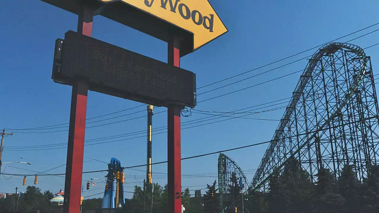 Teen arrested in shooting at Pennsylvania amusement park that hurt 3, including 2 teens