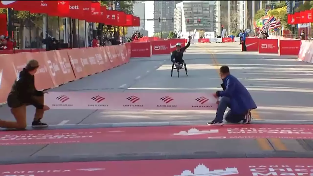 Marcel Hug Wins 2022 Chicago Marathon Men's Wheelchair Race With Unofficial Record