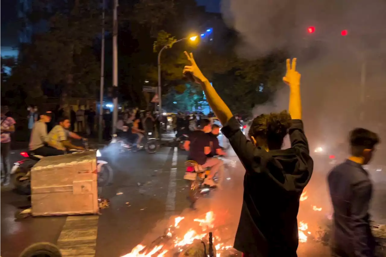 Here’s How to Help Protesters in Iran