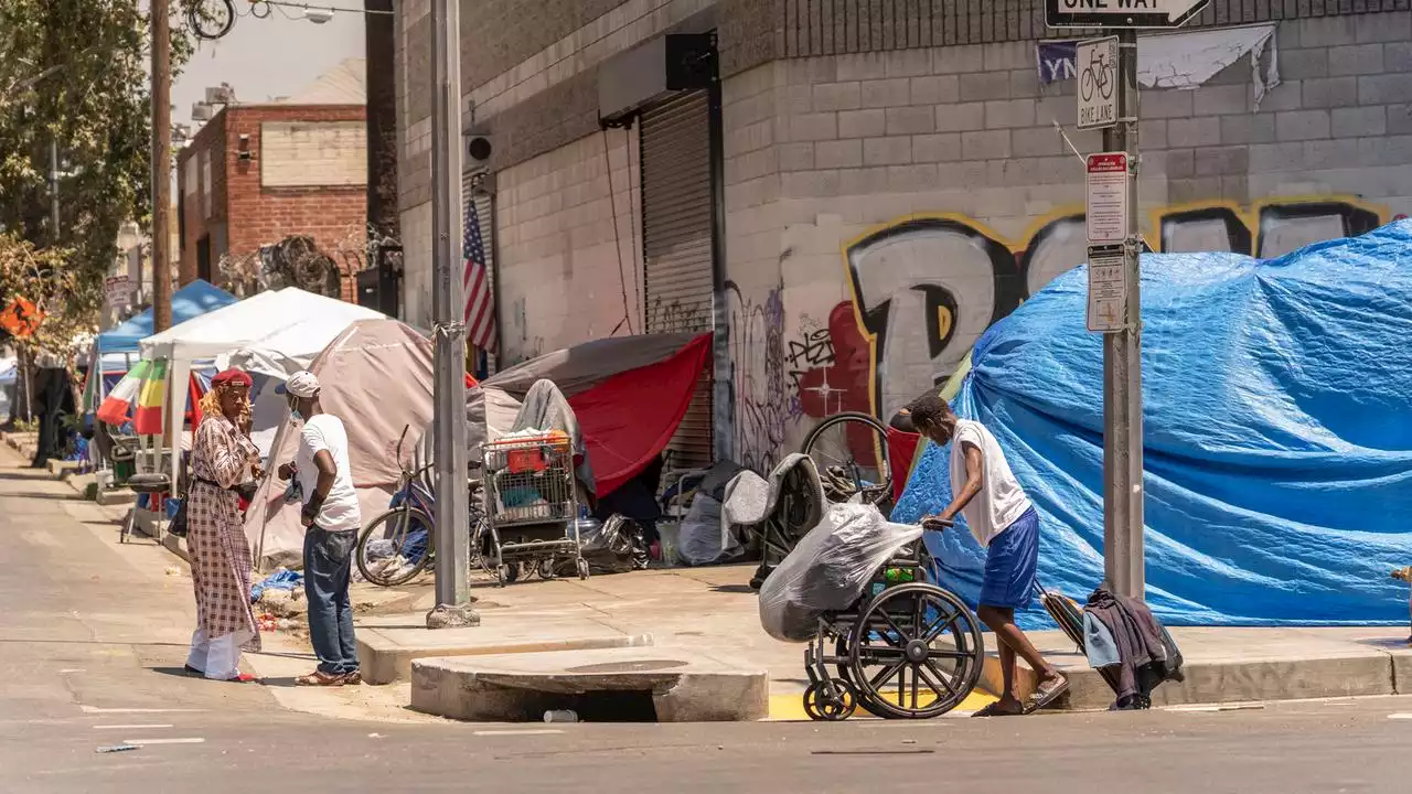 USA: Obdachlose oft kaum vor Hitze, Flut und Feuer geschützt