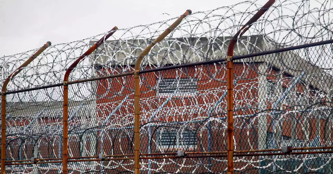 Department of Correction officer on Rikers Island stabbed multiple times, in stable condition