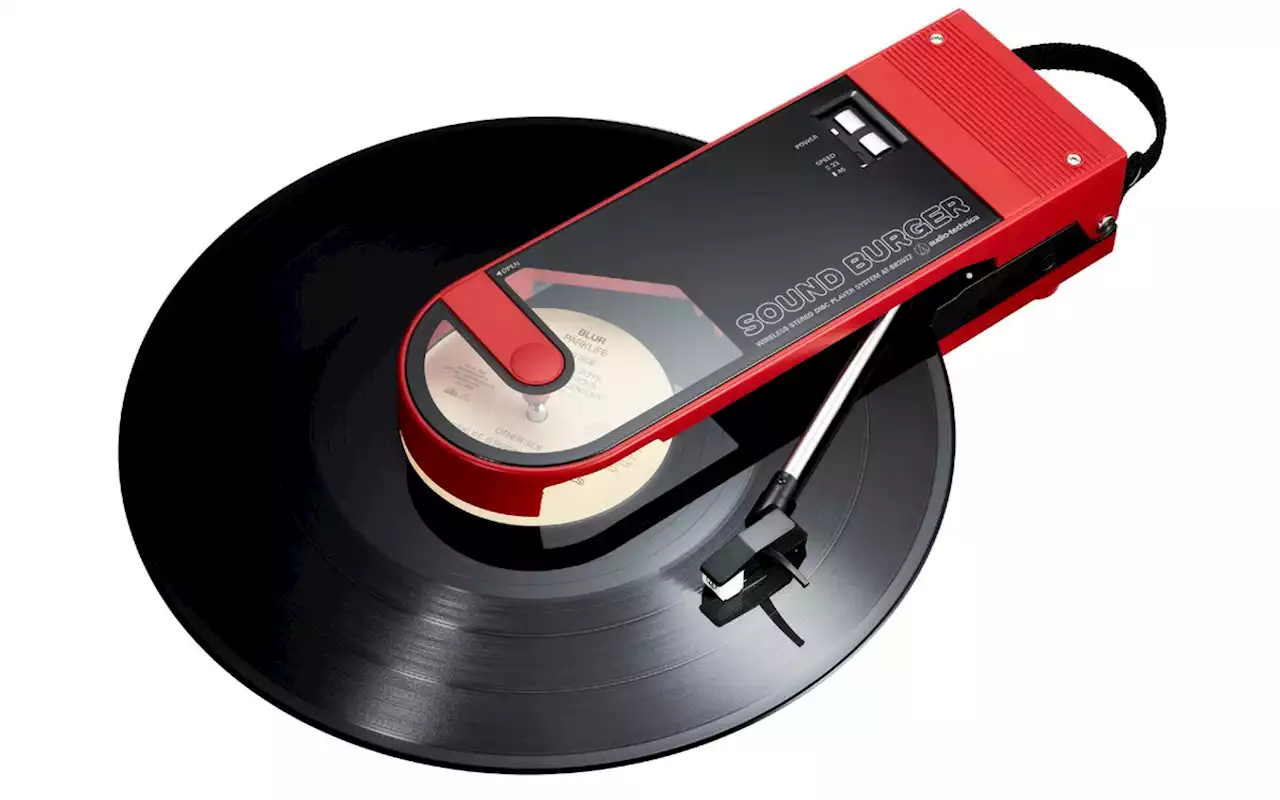 Audio-Technica resurrects its Sound Burger portable turntable from the '80s | Engadget