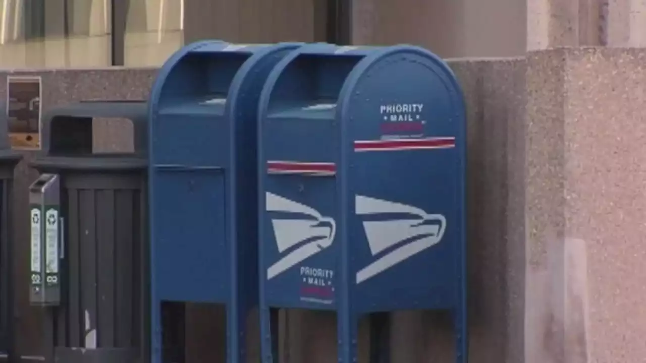 USPS warning customers not to use drop boxes on Sundays and federal holidays --- here's why