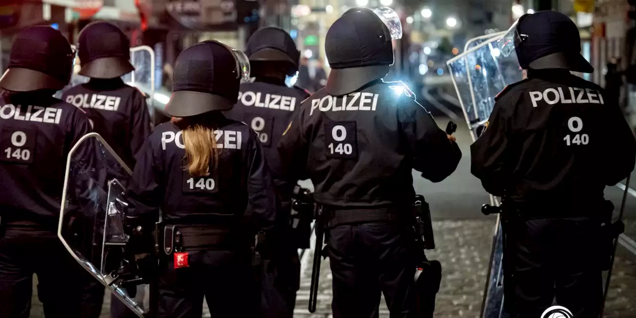 Halloween-Feier eskaliert – Meute attackiert Passanten