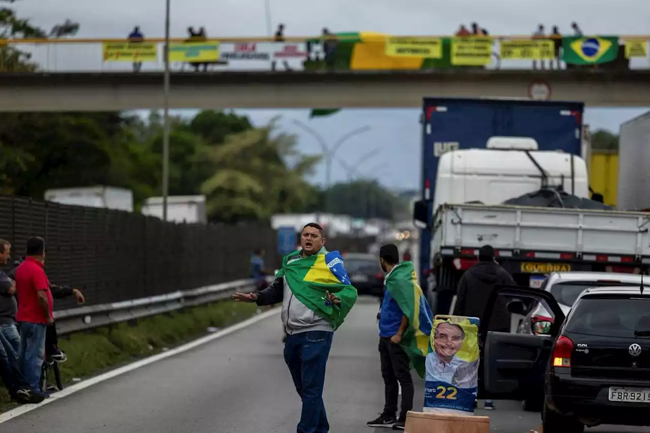 Jair Bolsonaro joue la carte de l’agitation