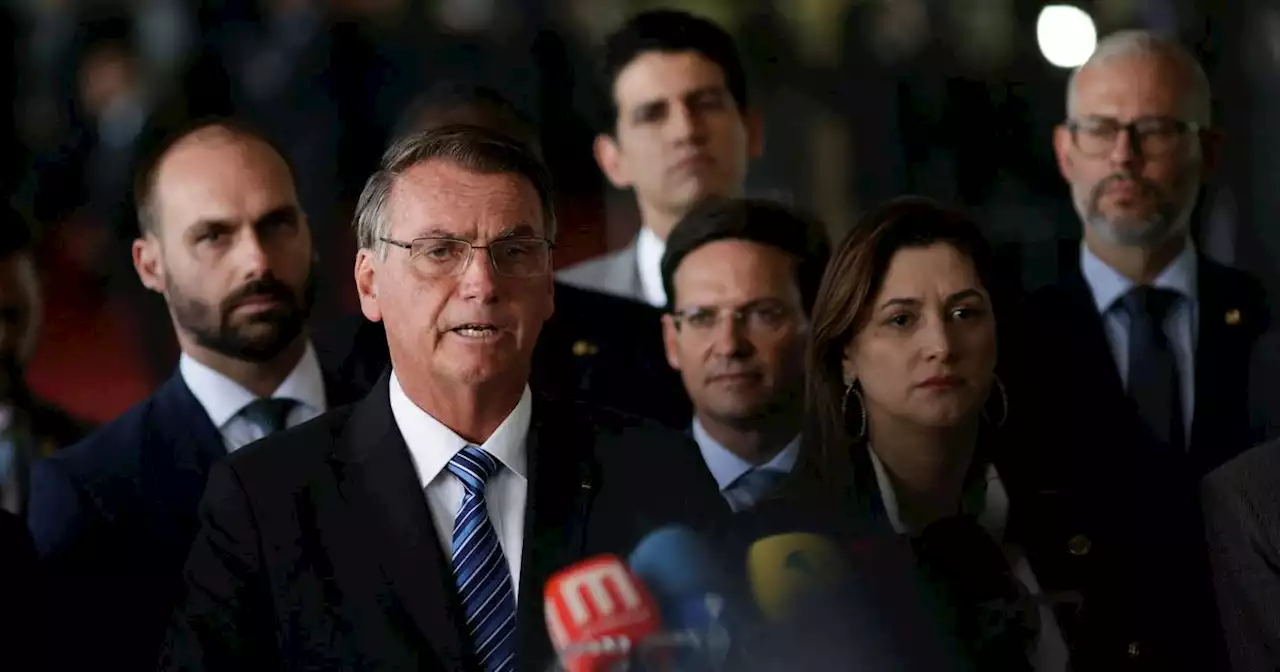 Présidentielle au Brésil : Bolsonaro s'engage à «respecter la Constitution» après sa défaite