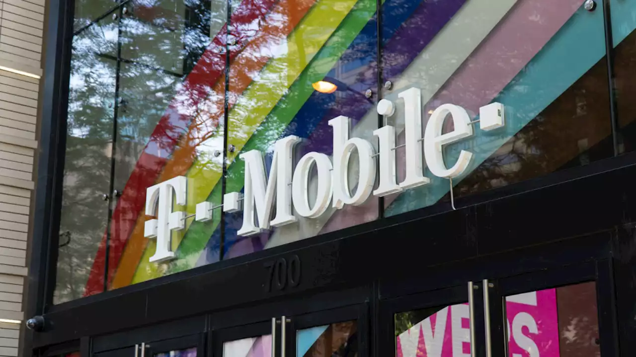 T-Mobile to charge $35 activation fee on nearly all transactions