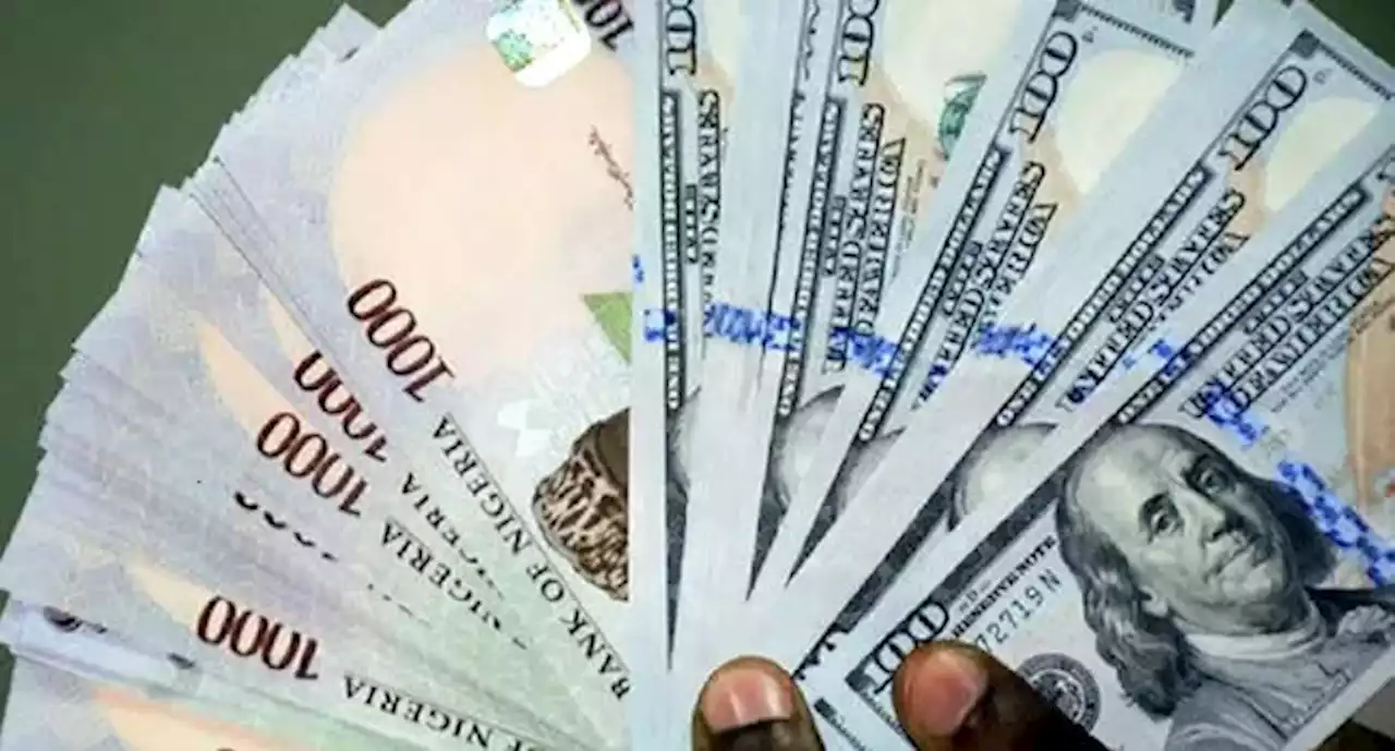 Naira crosses N800 against dollar at parallel market