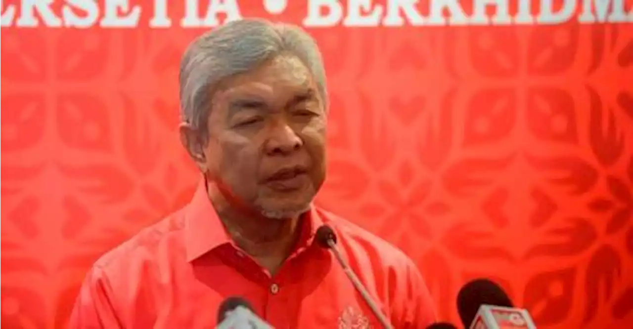 Zahid rubbishes reports that Umno GE15 Candidates told to sign support letter