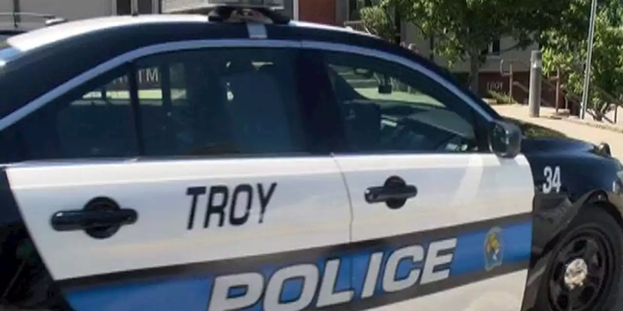 Police: 1 injured in Highway 231 shooting in Troy