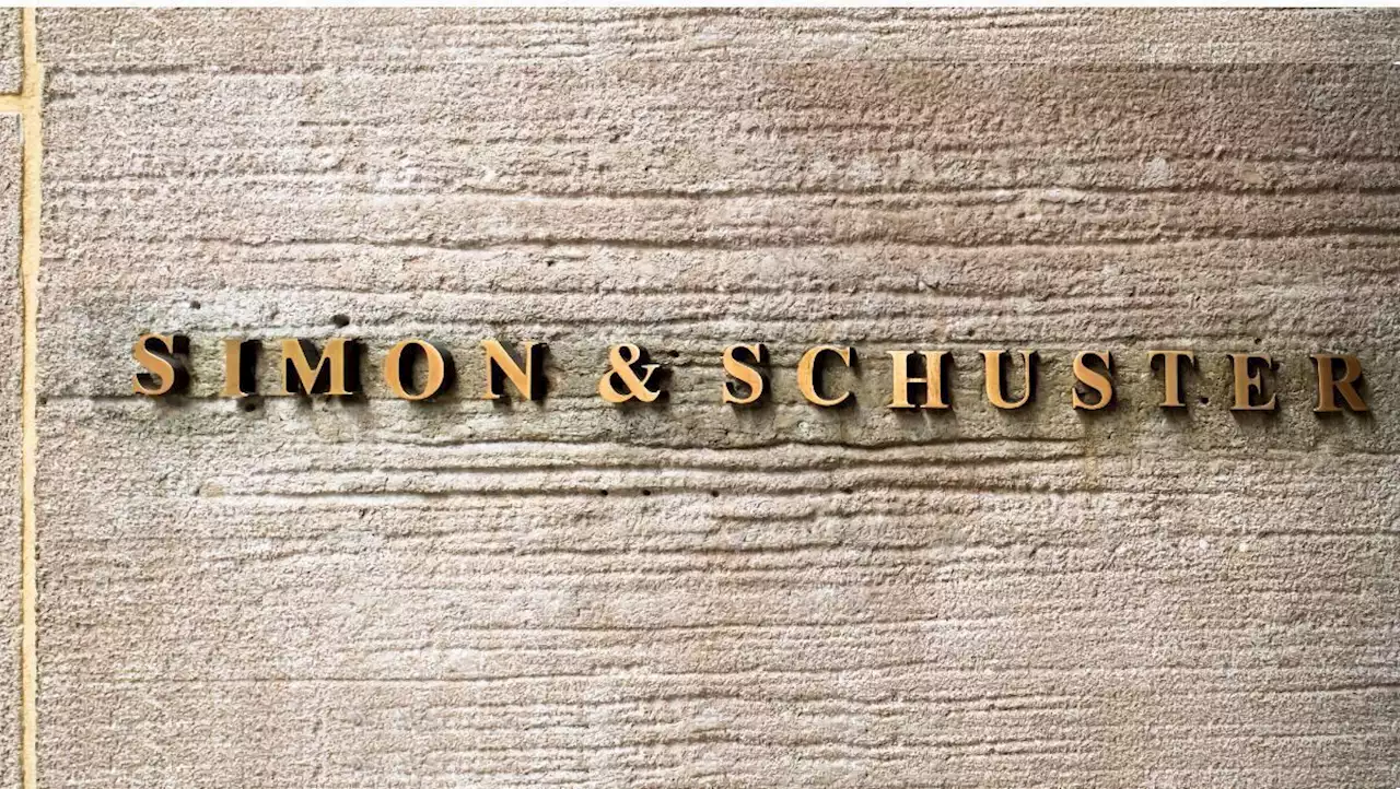 Bertelsmann kämpft weiter um US-Buchverlag Simon & Schuster | W&V