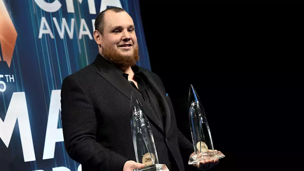 CMA Awards 2022: Luke Combs, Cody Johnson, Lainey Wilson big winners