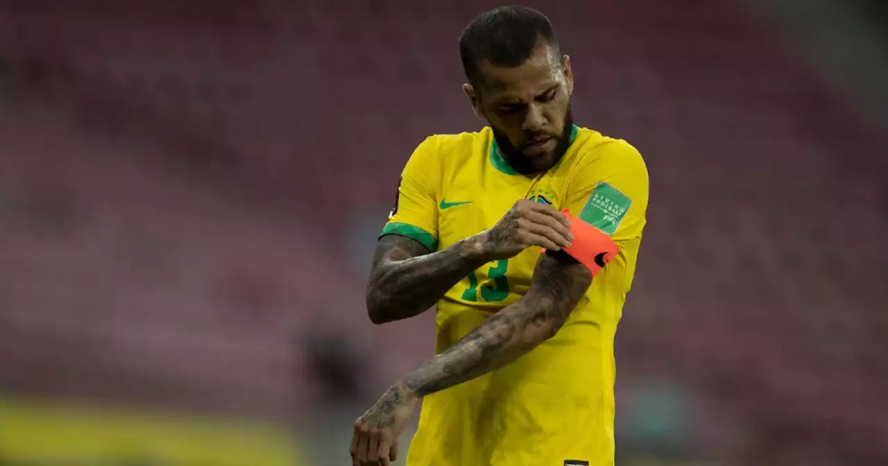 Dani Alves manda mensaje a detractores por su llamado a Qatar 2022