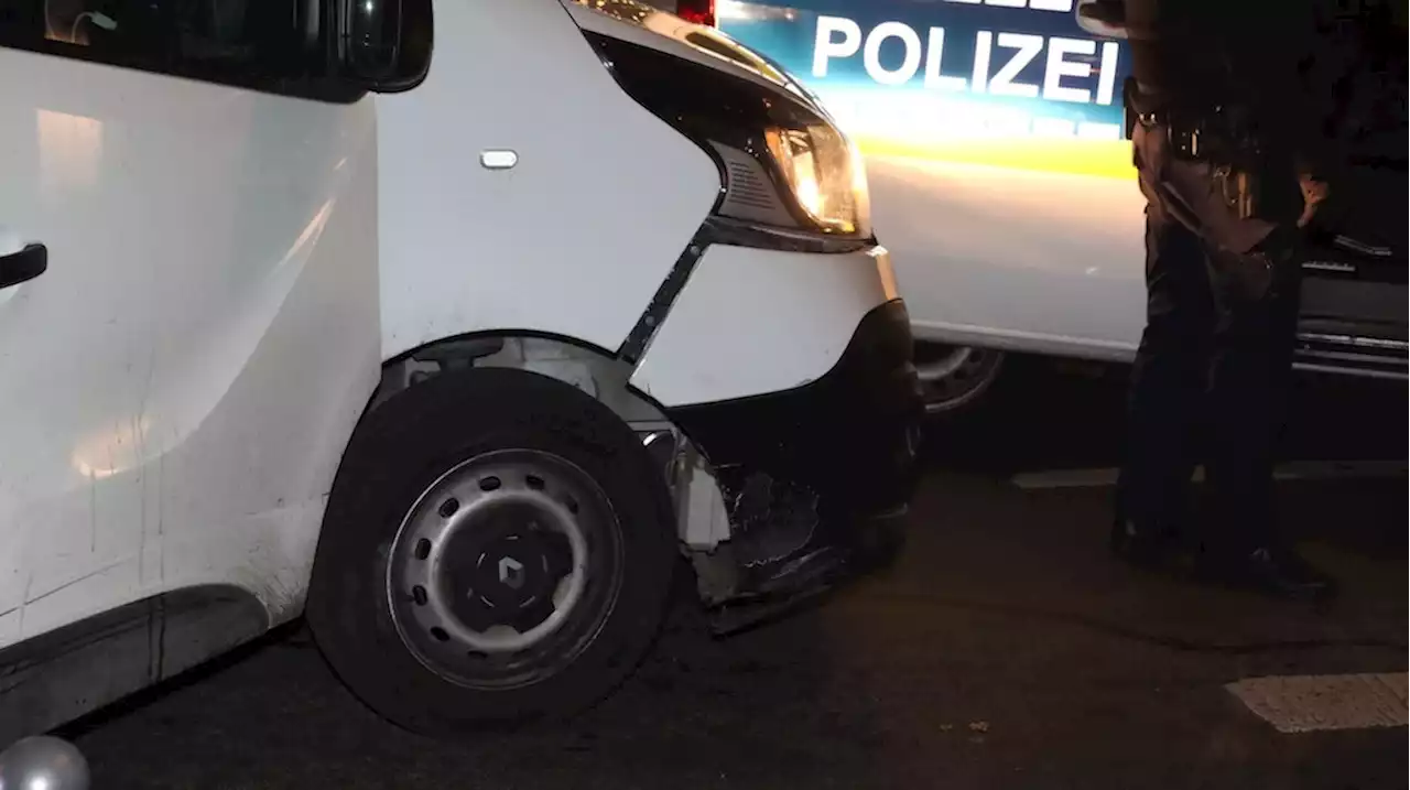 Quer durch Berlin: Kleintransporter auf wilder Verfolgungsjagd mit der Polizei