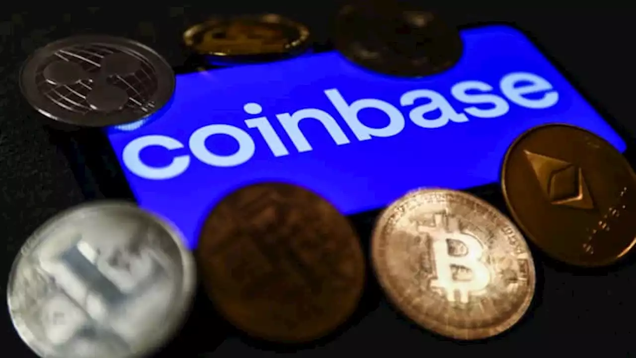 Oppenheimer says Coinbase can still surge 90% even after FTX's 'Lehman Brothers moment'