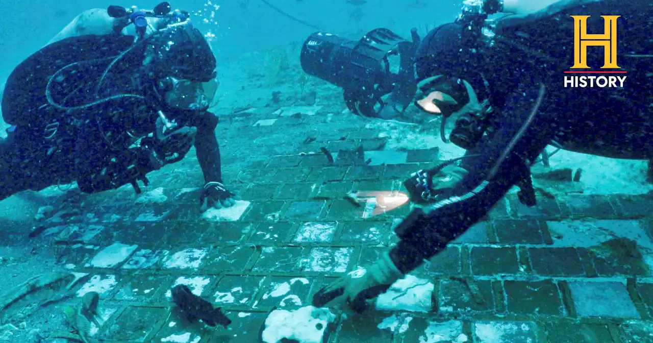 Section of destroyed shuttle Challenger found on ocean floor