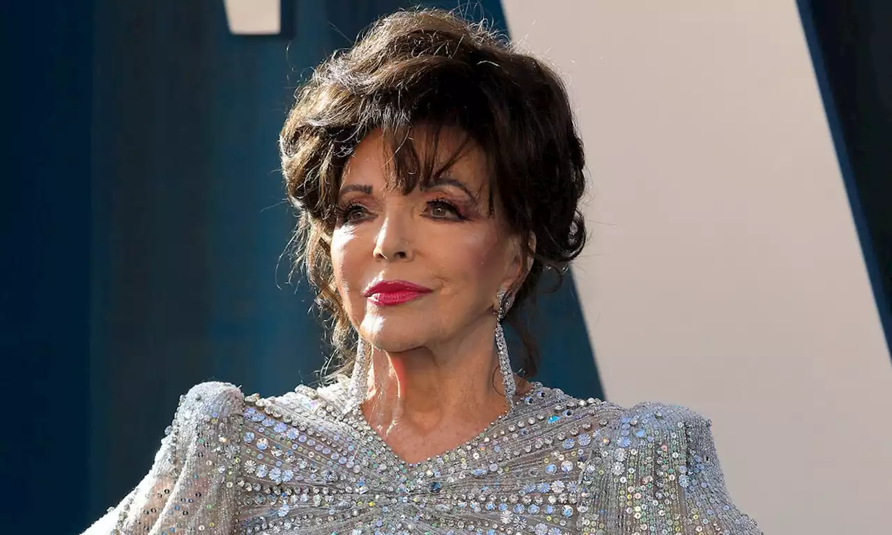 Joan Collins, 89, sparks confusion with new family photo