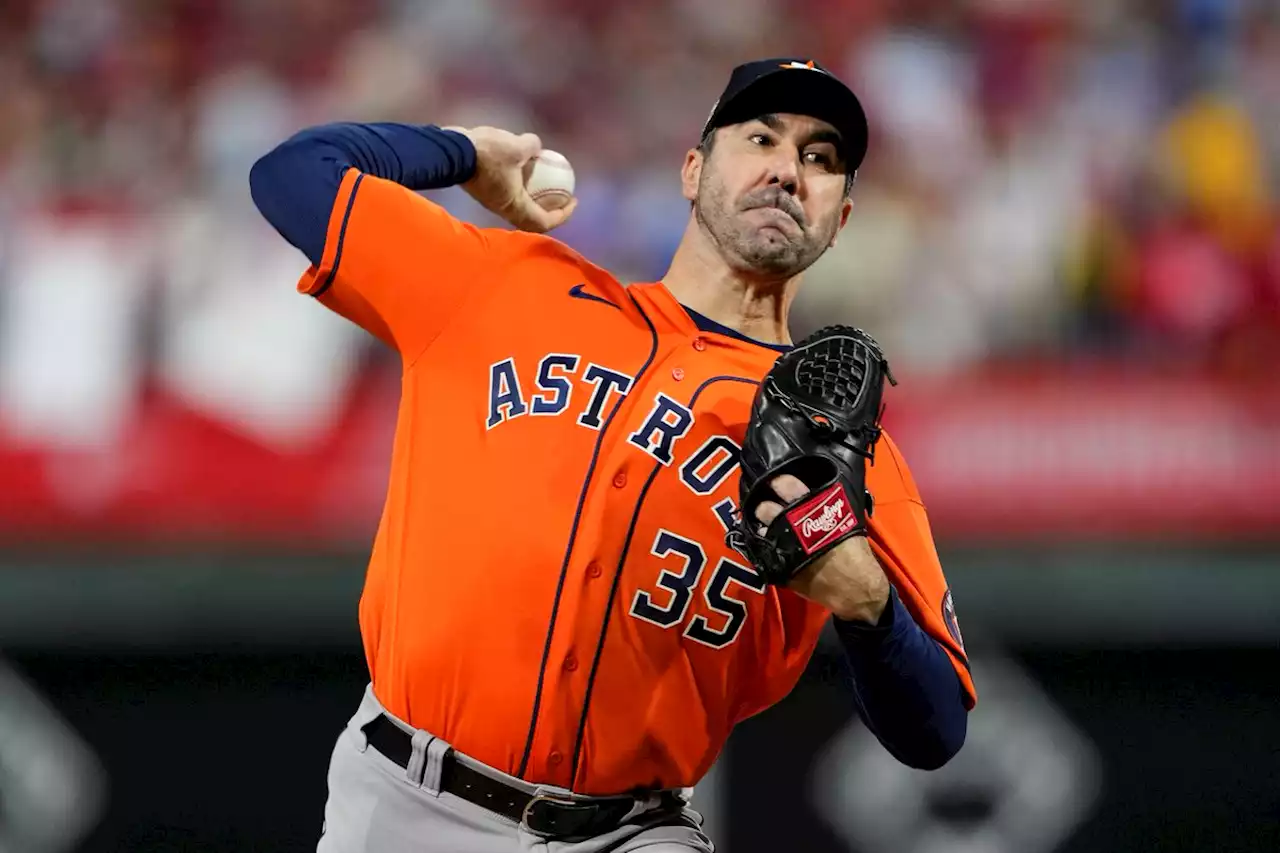 Verlander declines $25M Astros option, becomes free agent