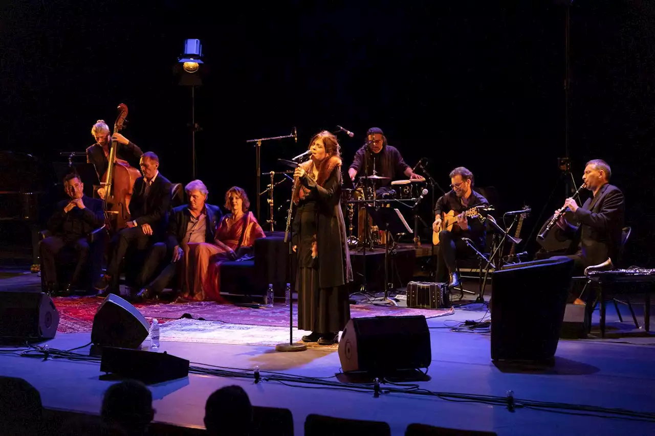 Agnès Jaoui tient salon… en musique