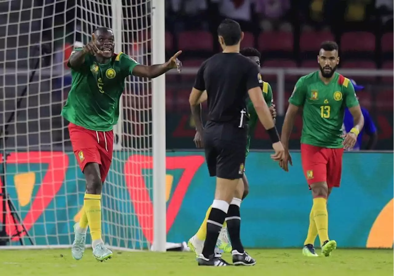 Soccer-Ngadeu-Ngadjui left out as Cameroon name squad for World Cup