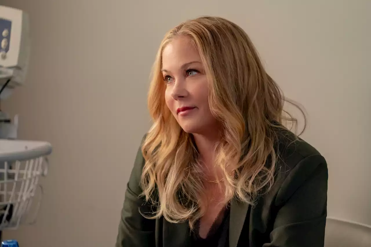 Christina Applegate on Her Career, From ‘Married … With Children’ to Finishing ‘Dead to Me’ Despite Having MS: ‘It Was a Gift’